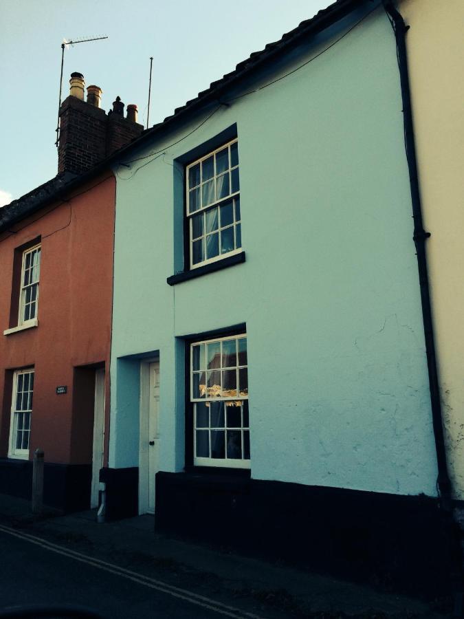 2 Bedroomed Fisherman's Near Quay